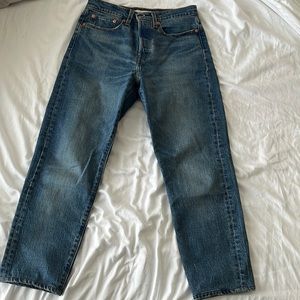 Levi’s wedgie cropped jeans